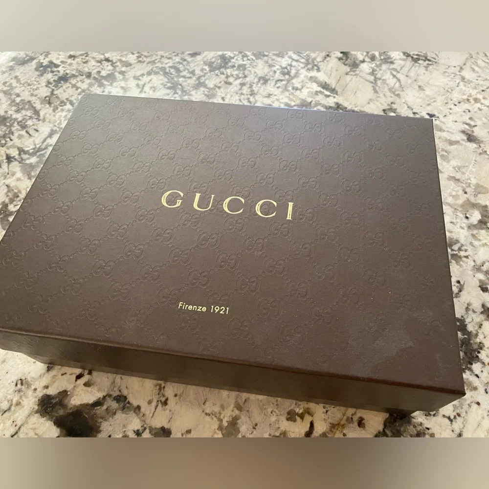 Gucci Heels - Picture 6 of 7